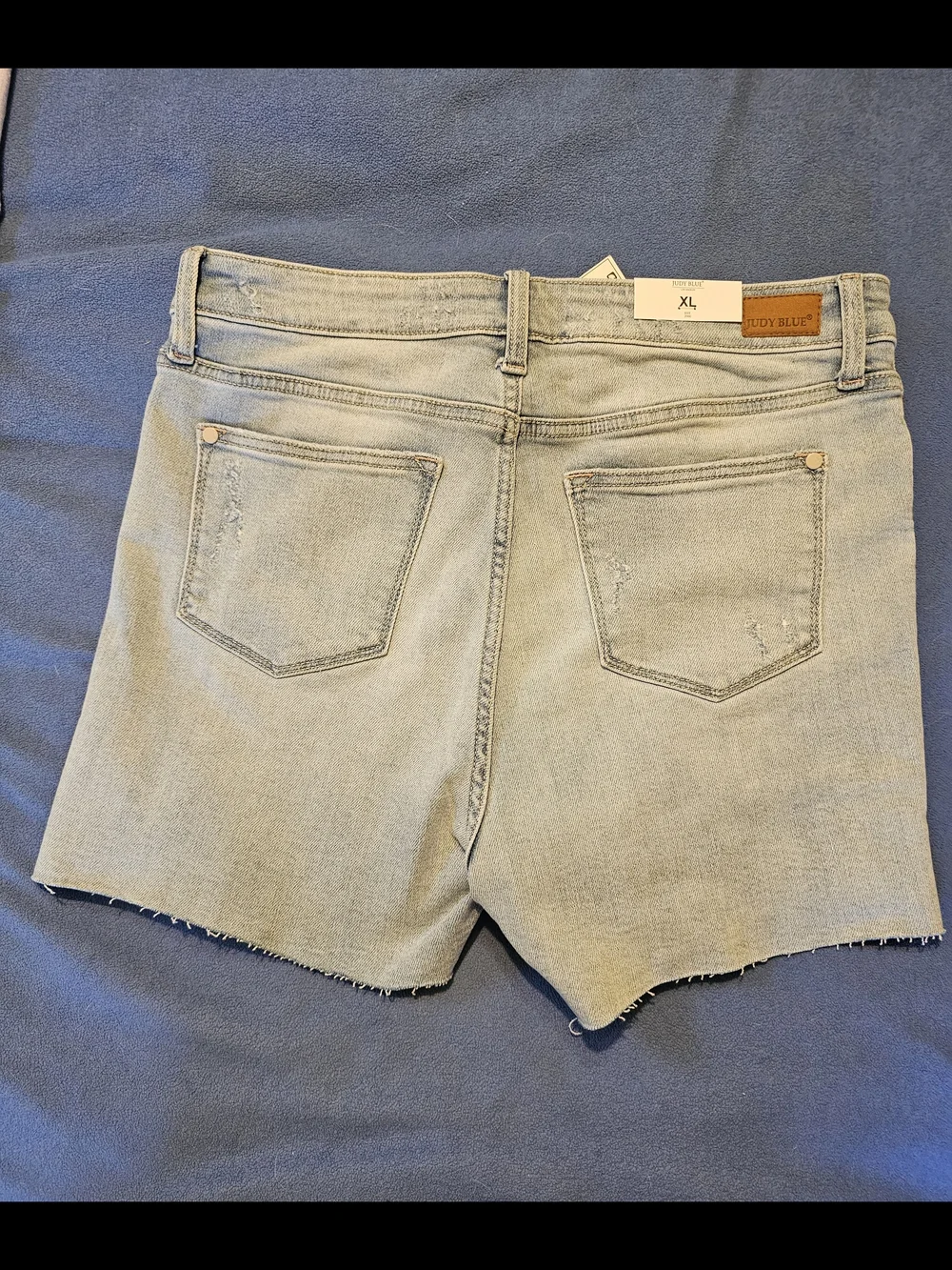 Judy Blue Light Wash Distressed Denim Shorts - Light Blue Size XL